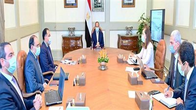 السيسي يبحث منظومة المخازن الاستراتيجية للتخزين الطبي.. يكلف بالإسراع في عملية الإنشاء.. والقرب من شبكة المحاور الرئيسية