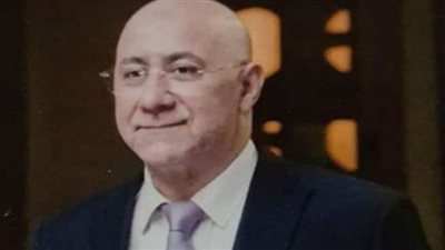 بهاء الدين محمد يدرس عرضًا بتقديم برنامج تليفزيوني