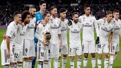 لحظة دخول لاعبي ريال مدريد ملعب سان ماميس لمواجهة أتلتيك بيلباو | فيديو