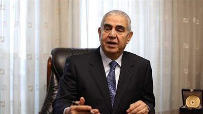 رجال الأعمال يكشفون عن أبرز  تحديات الصناعة المحلية والتصدير للخارج