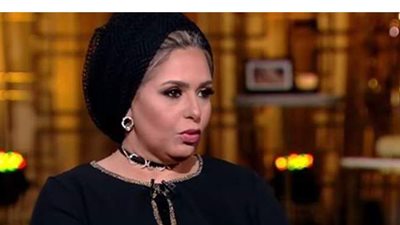 الأم والسند.. صابرين تنعي رجاء الجداوي بصورة قديمة تجمعهما