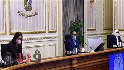 رئيس الوزراء يتابع تجميع وتصنيع مشتقات البلازما.. مدبولي: الرئيس يتبنى الملف.. وتوجيه باعتماد مراكز التجميع من الجهات العالمية