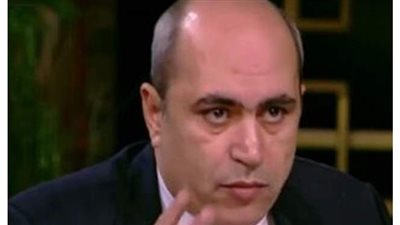 أبو فريخة يطالب بتشجيع تمويل تجديد المعدات الزراعية