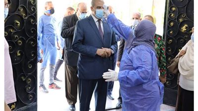 رئيس جامعة الأزهر يتفقد لجان الدراسات الإسلامية واللغات والترجمة | صور