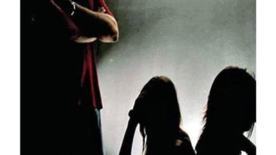 إحالة المتهمين بشبكة للاتجار بالبشر للمحاكمة