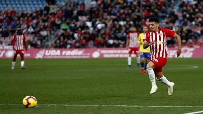 الوحدة الإماراتي يفسخ عقد الإسباني جاسبار باناديرو لاعب ألميريا السابق