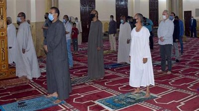 الأوقاف: استمرار حملة تعقيم ونظافة المساجد والرُّواد ملتزمون