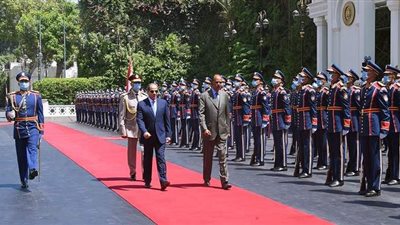 رئيس إريتريا يغادر القاهرة بعد زيارة استمرت 3 أيام