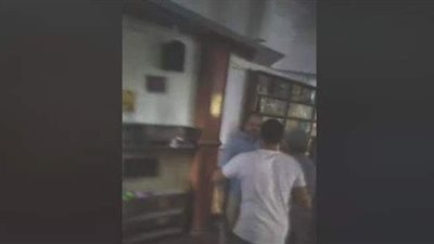 التفاصيل الكاملة لمشاجرة مسجد الصحابة بالمعادي.. الأمن يضبط أصحاب الفيديو.. والأوقاف: الواقعة بسبب ثلاجة لحوم توزع على الفقراء