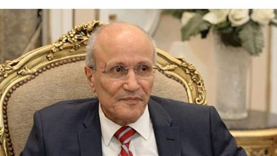 موسيقي عسكرية وخيول وأوسمة.. مراسم مسجد المشير تستعد لاستقبال جثمان العصار