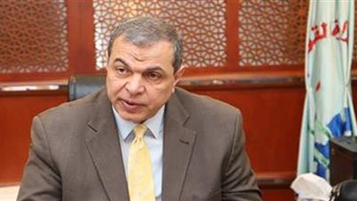 القوى العاملة: صرف 200 ألف جنيه  لـ 750 عاملاً غير منتظم وتعيين 91 شاباً بقنا