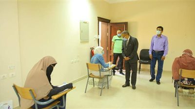عزل طالبة أثناء امتحان الفيزياء لمخالطتها شقيقها المصاب بكورونا في الغربية