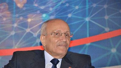 رئيسا النواب والوزراء يحضران الجنازة العسكرية للفريق العصار