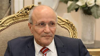 السيسي يتقدم مشيعي الجنازة العسكرية للعصار.. ويقدم واجب العزاء لأسرة الفريق