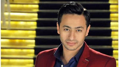 محمود الليثي واحمد جمال وقماح يشاركون في جنازة والدة حمادة هلال | صور