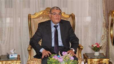 بتر قدم مراقب سقط من قطار أثناء توجهه للجنة الثانوية العامة بالمنيا