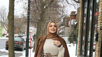 كيف يمكن ارتداء نفس الملابس بأكثر من طريقة