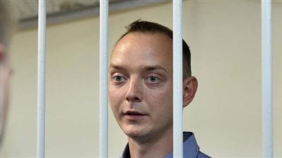 إيفان سافرونوف.. قصة مستشار بوكالة الفضاء الروسية المعتقل بتهمة الخيانة