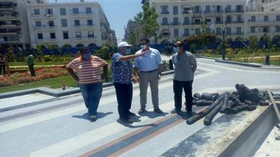 نائب محافظ بورسعيد يتابع أعمال تنفيذ مشروع حديقة فريال | صور