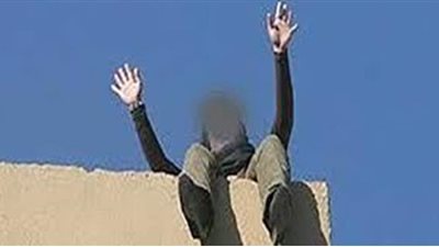لظروف نفسية.. سيدة تحاول الانتحار بإلقاء نفسها من الدور الرابع في الدقهلية