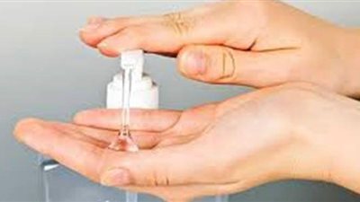 استشارى جراحة العيون: تناول الكحول المغشوش يسبب العمى