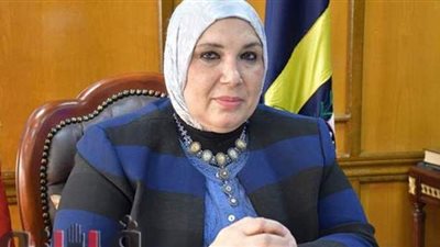 رئيس جامعة القناة: تصحيح ٤٦٤٢ ورقة امتحانية إلكترونيا بكلية الآداب