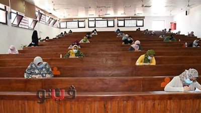 ١٦٣ طالبا يؤدون امتحانات الفرق النهائية بكلية أسنان القناة | صور