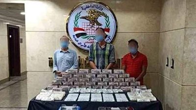 ضبط 3 اشخاص لاتجارهم  بالنقد الاجنبى  وبحوزتهم  6 ملايين جنيه