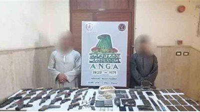 القضاء على بؤرة شديدة الخطورة بطهطا.. وضبط 33 طربة حشيش و25 سلاحا ناريا