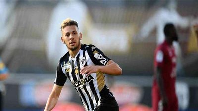 لاعب جزائري مهدد بالسجن لمدة سنة وغرامة  15000 يورو بسبب فضائح أخلاقية