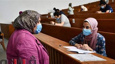 تشديد الإجراءات الاحترازية والتباعد الاجتماعي بامتحانات جامعة القناة