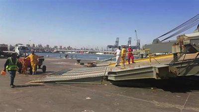ميناء الإسكندرية يستقبل ٦٧ سفينة