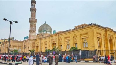 انتهاء تجهيز مصلى السيدات بمسجد السيدة زينب للفتح ظهر السبت