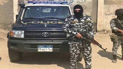 أمن المنافذ يحبط تهريب قطع أثرية وأسلحة بيضاء