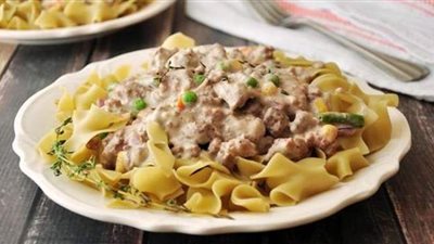 طريقة عمل برجر ستروجانوف من الشيف نيفين