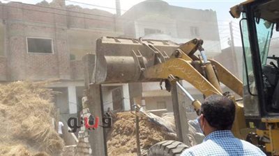 إزالة  ٧٥ حالة تعد على أراضي الدولة في الموجة ١٦  | صور