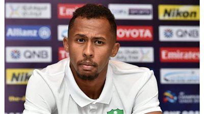 إصابة نجم أهلي جدة السعودي بفيروس كورونا