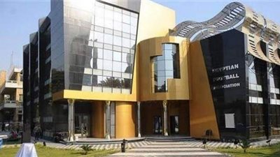 خبير لوائح رياضية يكشف قانونية إقامة انتخابات اتحاد الكرة لمدة سنة