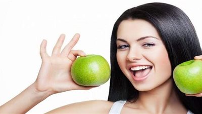 فوائد التفاح الأخضر تدفعك لتناوله يوميا على الريق