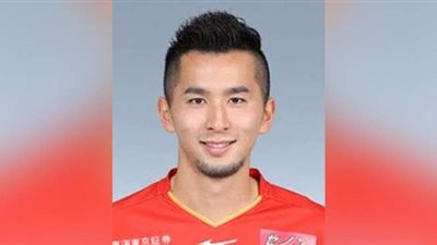 الأهلي يدرس التعاقد مع هداف ناجويا الياباني