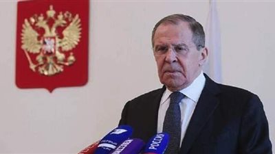 أول تعليق للافروف على كتاب بولتون الفضائحي عن ترامب