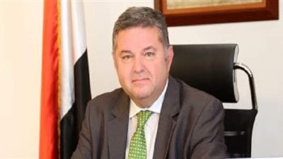 وزير قطاع الأعمال: الانتهاء من أكبر مصنع غزل في العالم بالمحلة