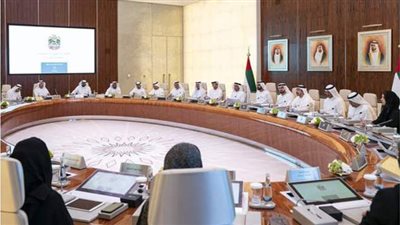 بعد عودة الحياة لطبيعتها.. الإمارات تعدل قرارات بطاقات الهوية وإقامة الوافدين