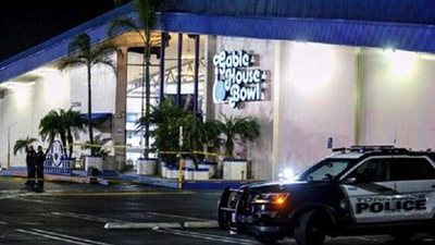 غضب عارم عقب إقدام ضابط شرطة أمريكي على التحرش بسيدة أثناء اعتقالها | فيديو