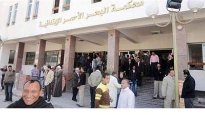 4 مرشحين يتقدمون بأوراقهم للمنافسة في انتخابات 