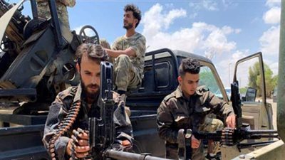 اشتباكات في طرابلس بين عناصر تابعة لجماعات مسلحة