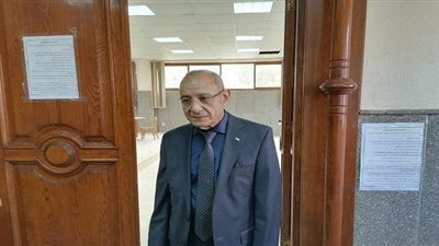 رئيس جامعة بورسعيد الأسبق  أول المتقدمين لخوض انتخابات الشيوخ | صور