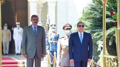 الرئاسة فى أسبوع.. قمة مصرية إريترية.. السيسي يتقدم الجنازة العسكرية للعصار.. يبحث خطط التعاون الدولى وتأمين الحدود وتوفير السلع