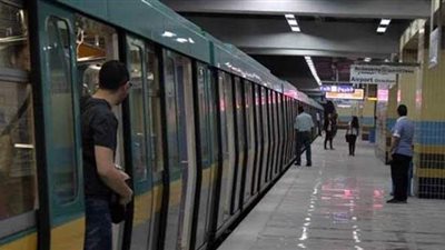المترو ينقل 800 ألف راكب على الخطوط الثلاثة اليوم