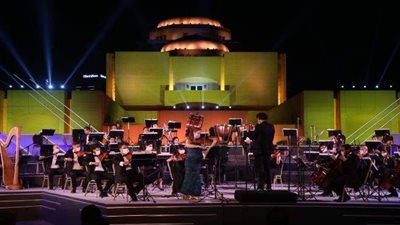 حوار موسيقي بين السيمفوني المصري والأوروبي في ثالث حفلات الصيف بالأوبرا | صور